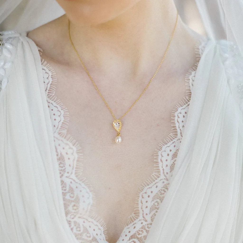Alisha Jewellery Set, Gold Crystal Teardrop Pearl Earrings with Pendant Necklace