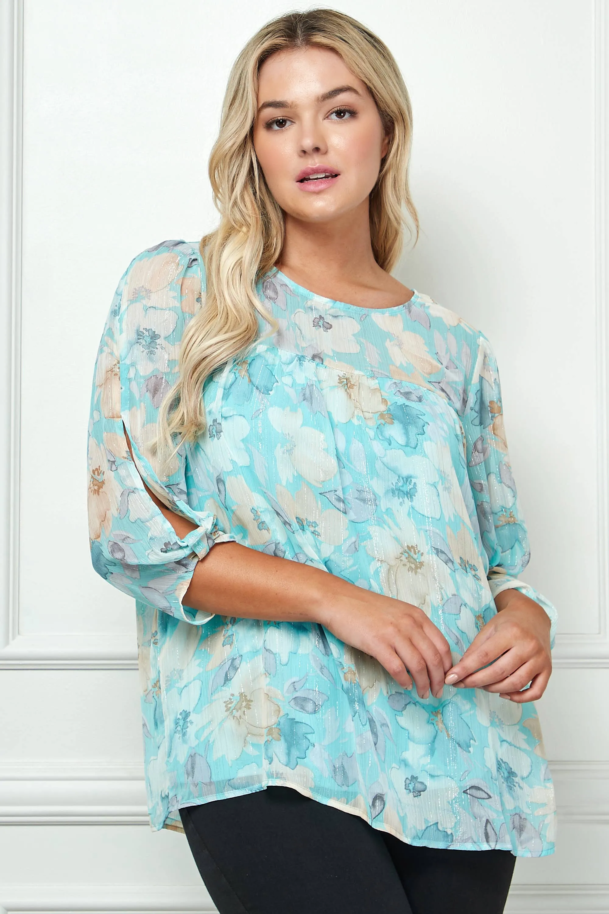 Curvy Floral Elegance Blouse