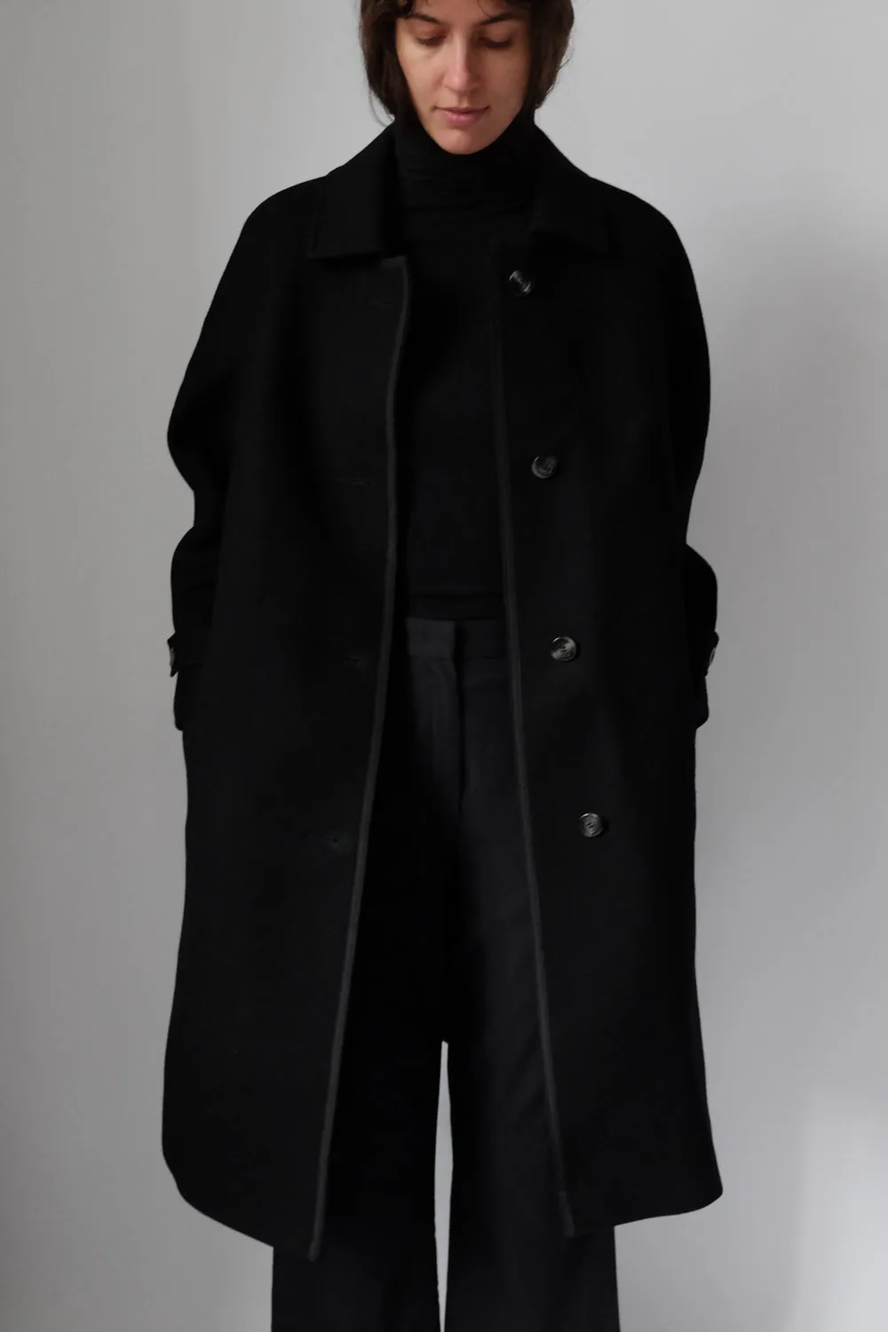 PURE WOOL BLACK CLASSY COAT