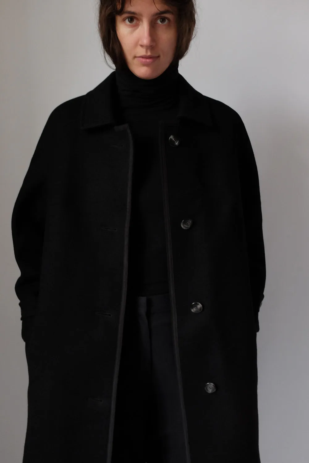 PURE WOOL BLACK CLASSY COAT