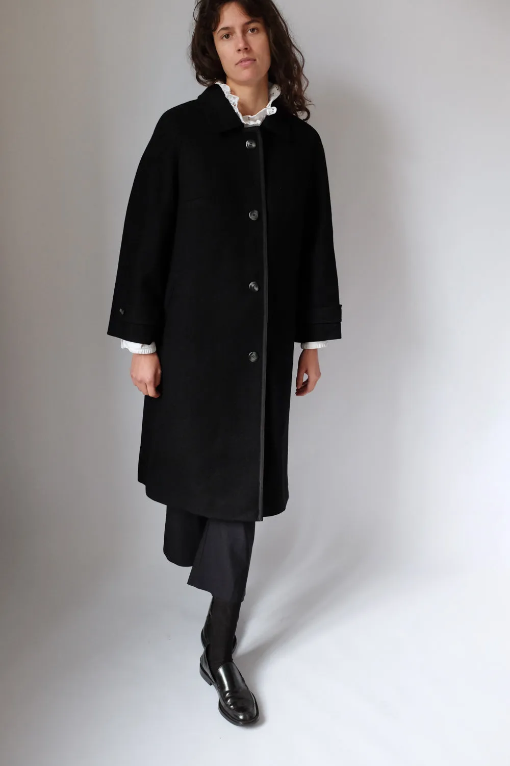 PURE WOOL BLACK CLASSY COAT