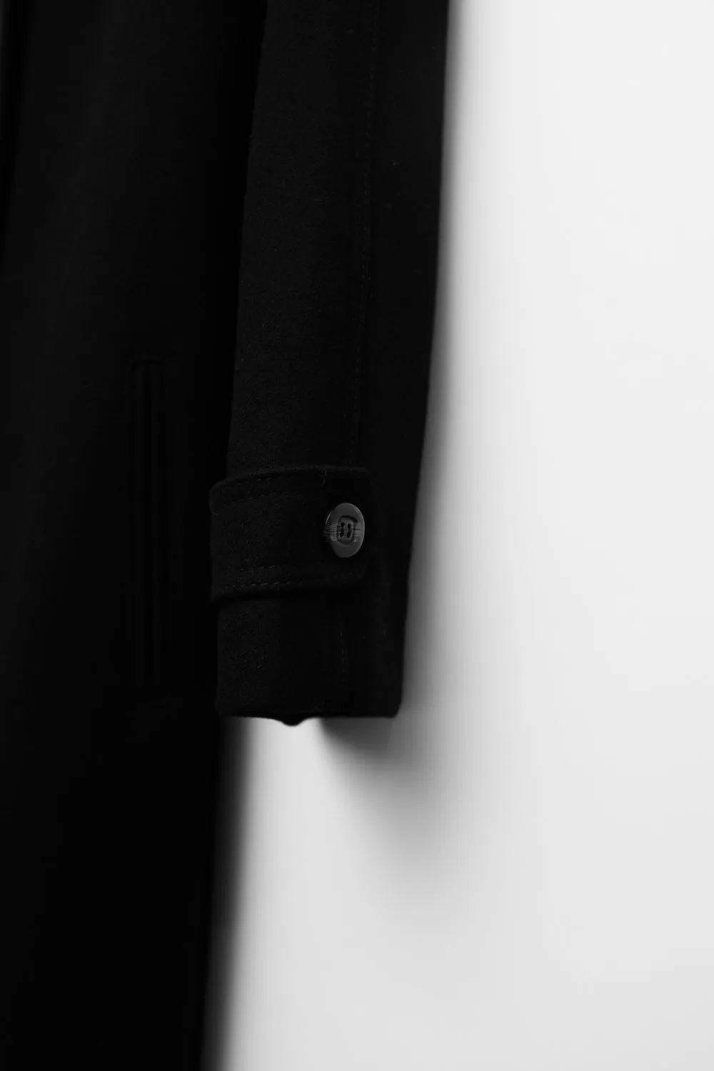 PURE WOOL BLACK CLASSY COAT