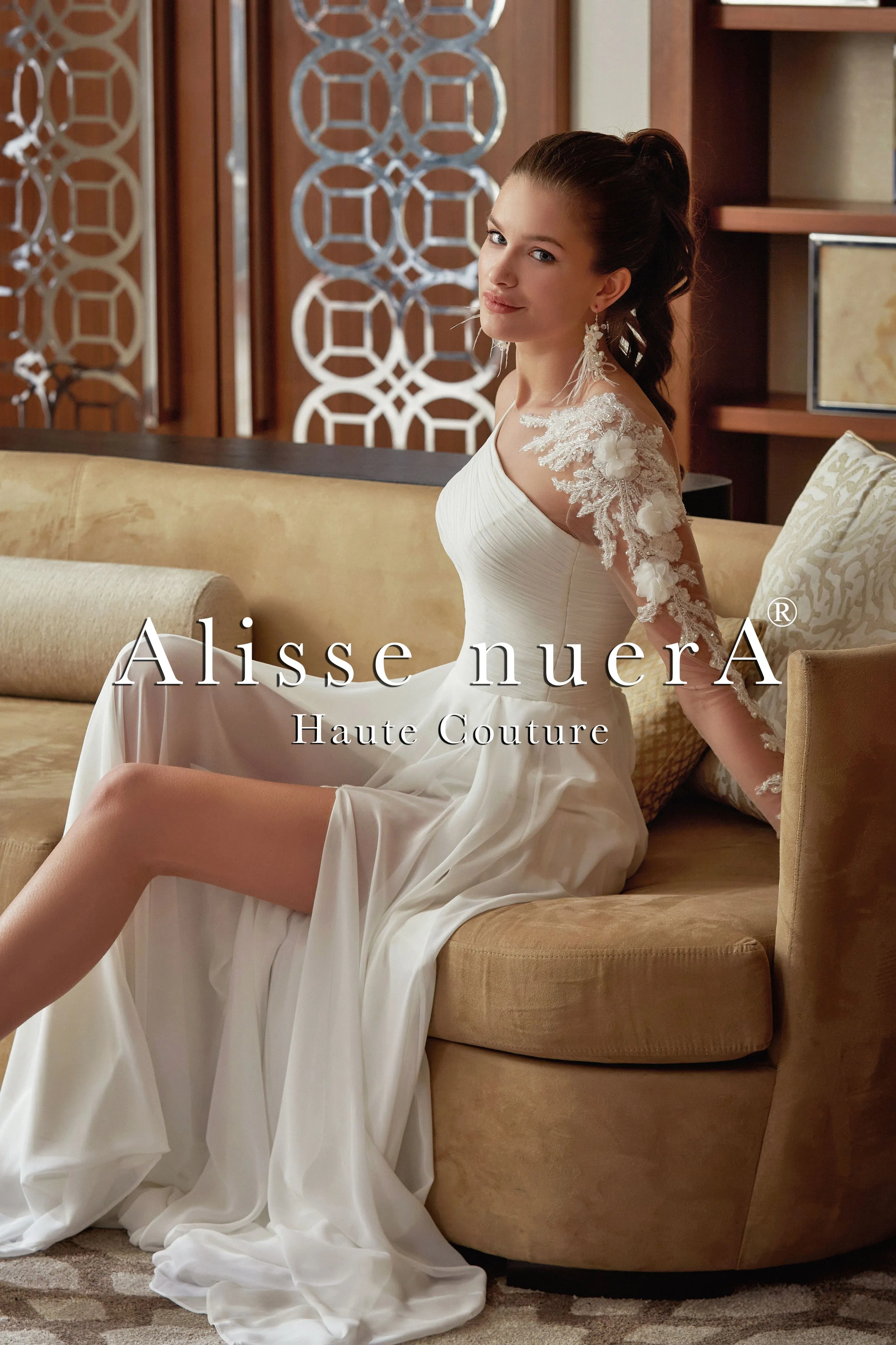 Three-dimensional Lace Slit Wedding Dress with Asymmetrical Sleeves