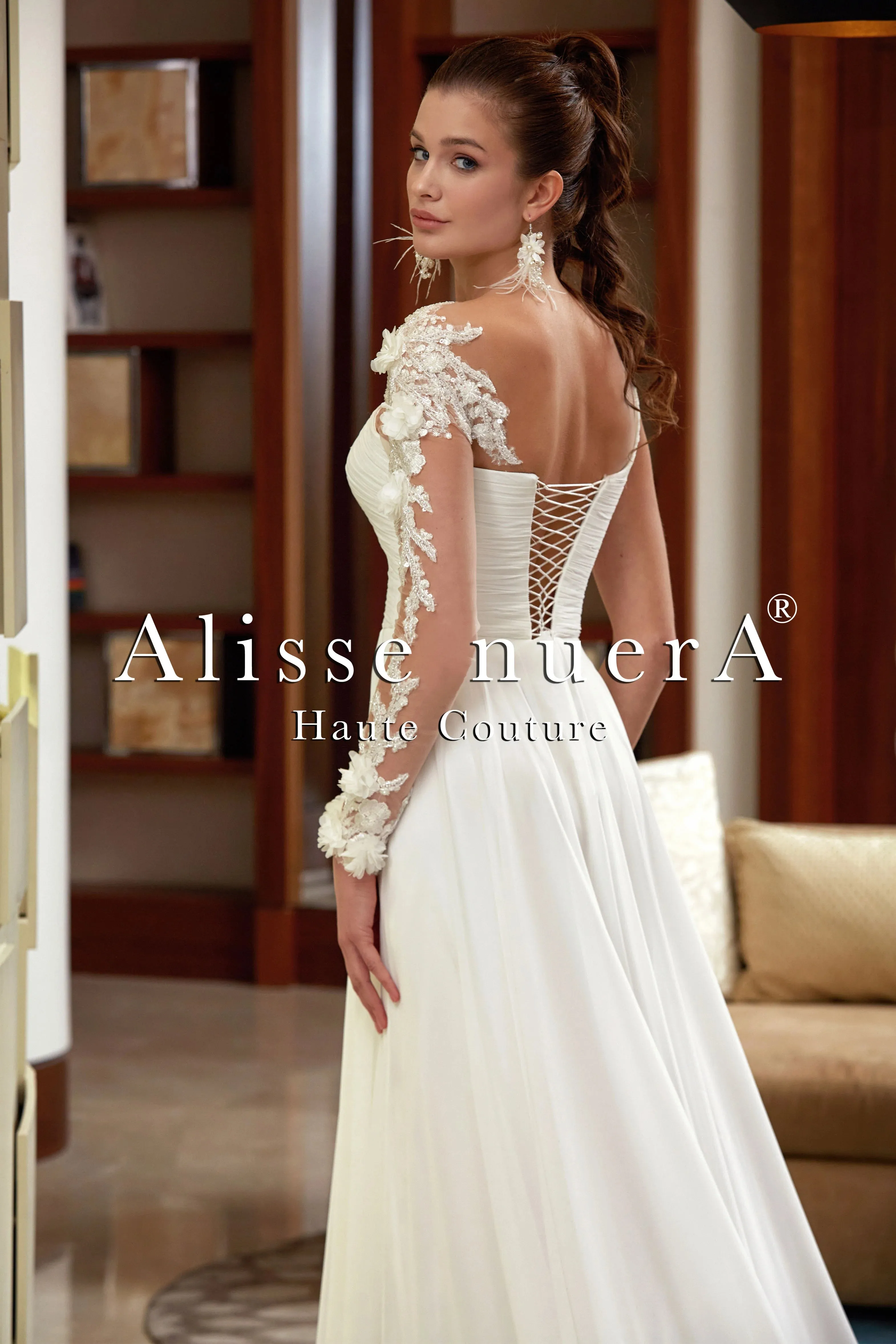 Three-dimensional Lace Slit Wedding Dress with Asymmetrical Sleeves