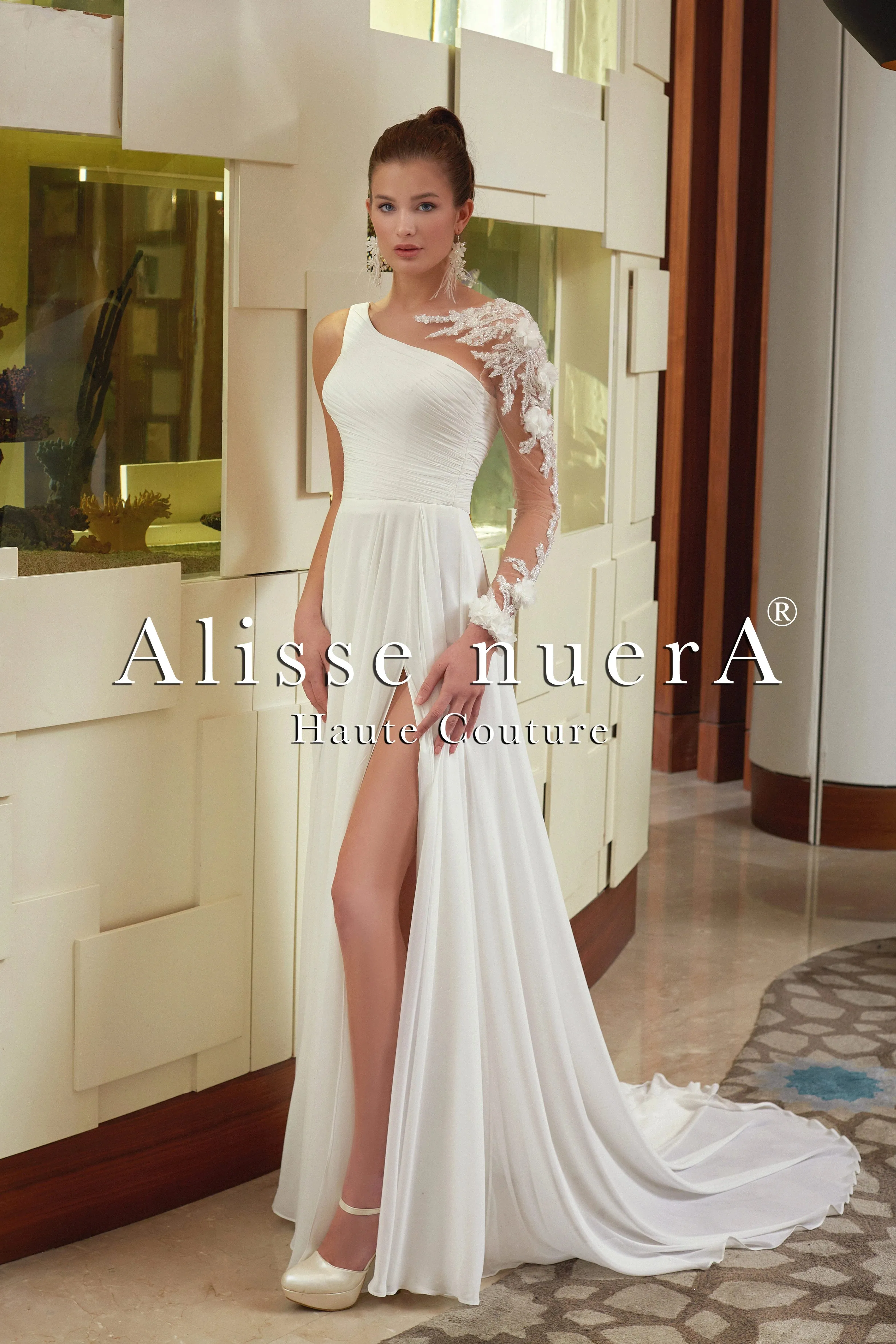 Three-dimensional Lace Slit Wedding Dress with Asymmetrical Sleeves